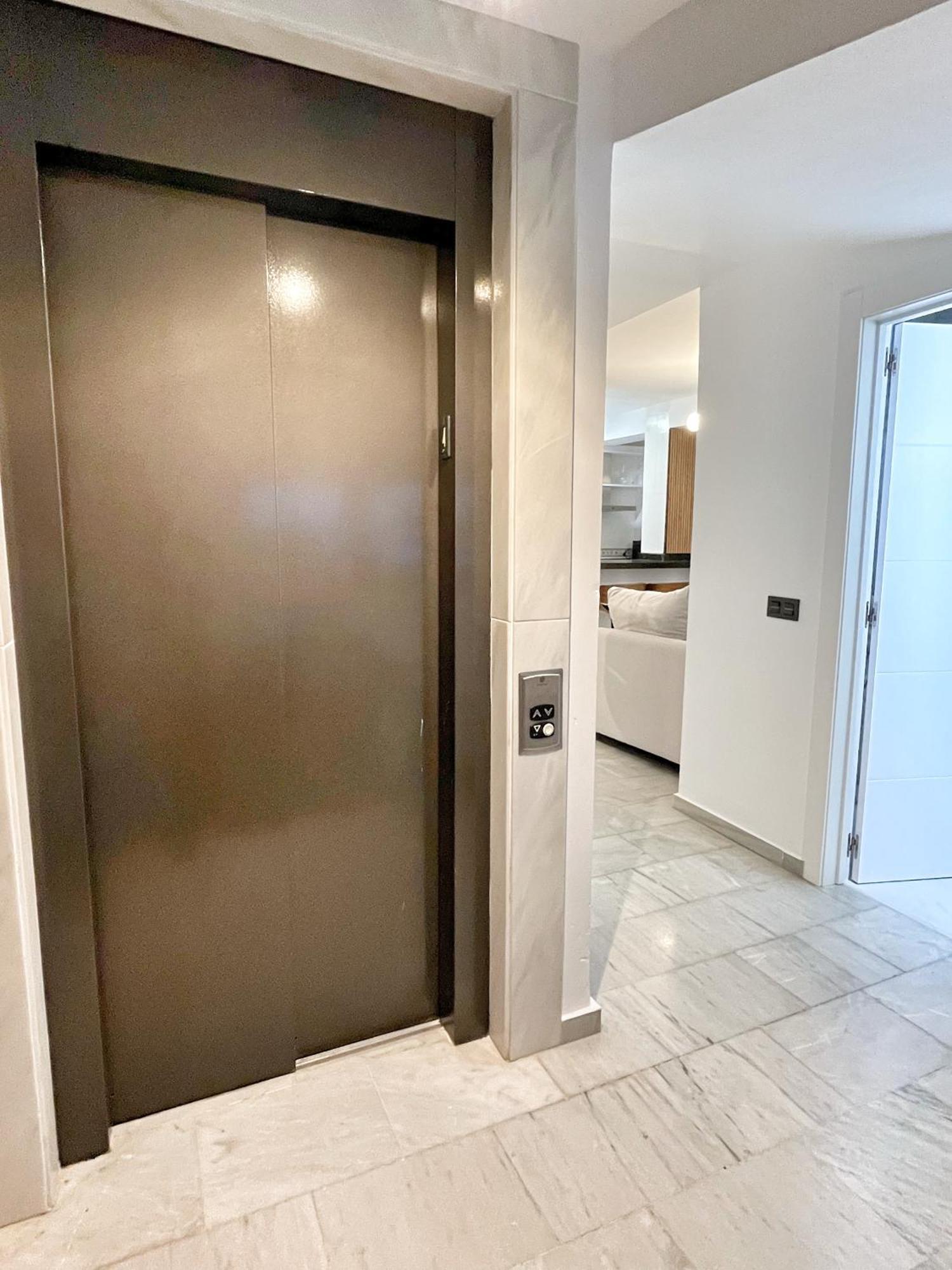 Tennessee Penthouse マラガ エクステリア 写真